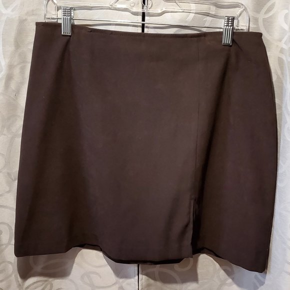 Soft Olive Skirt - Size 11 - Picture 1 of 5